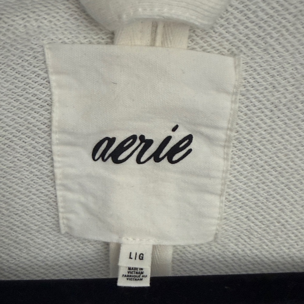 Aerie Off-White Blazer with Wooden Buttons - Picture 3 of 4